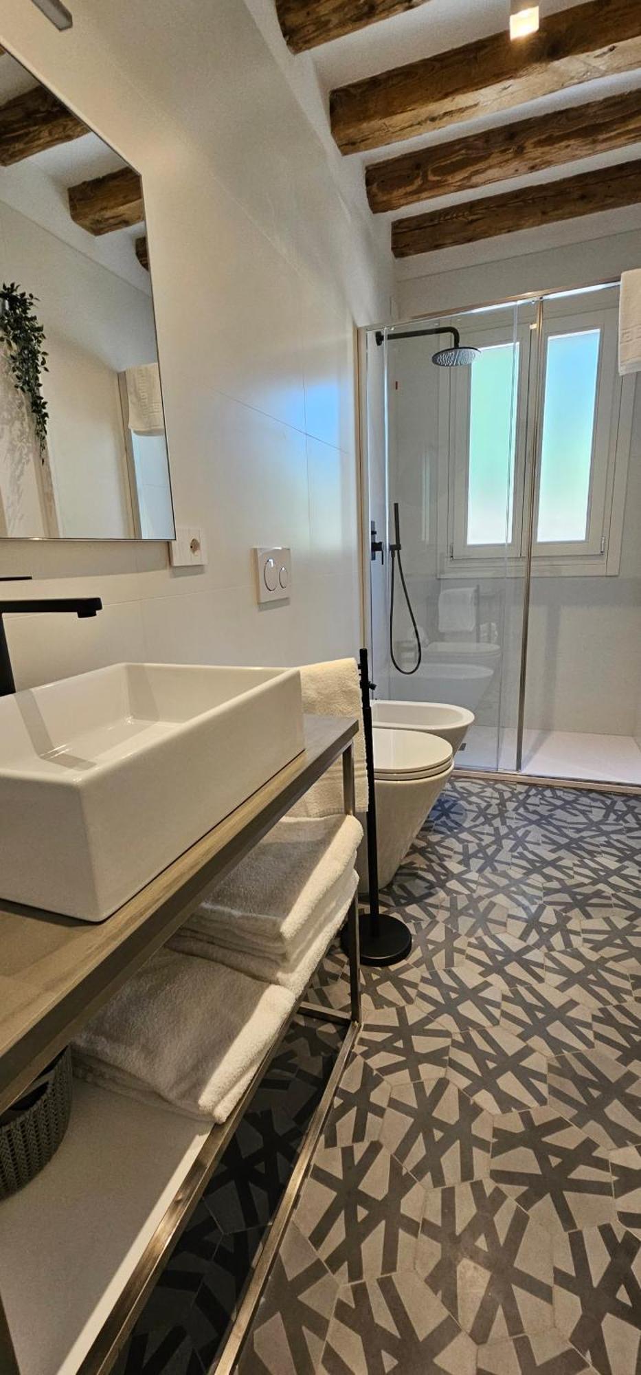 Small Villa With Private Garden Venedig Exteriör bild